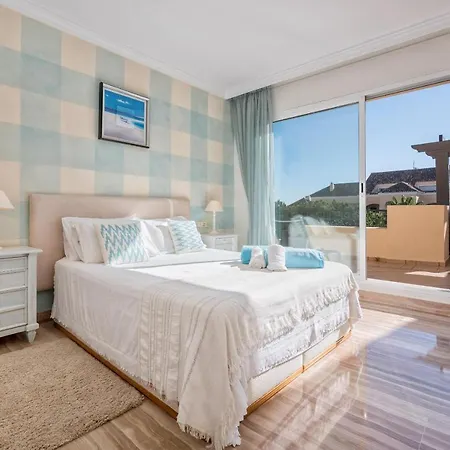 Beachfront Penthouse Elviria Playa Apartment *